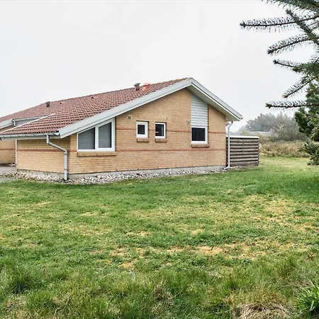 Ve283-vejers-strand-engesovej-3 بيت للعطل